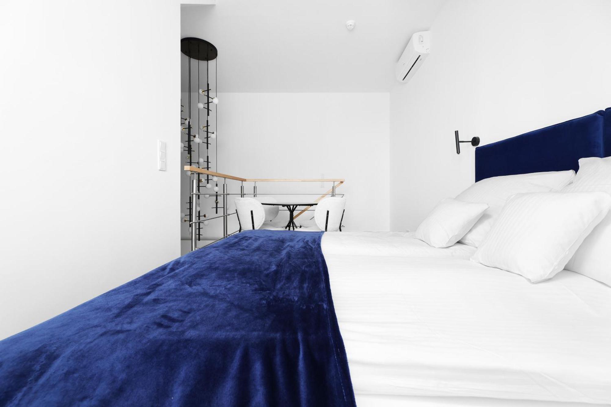 Hetman Main Square Apartment *